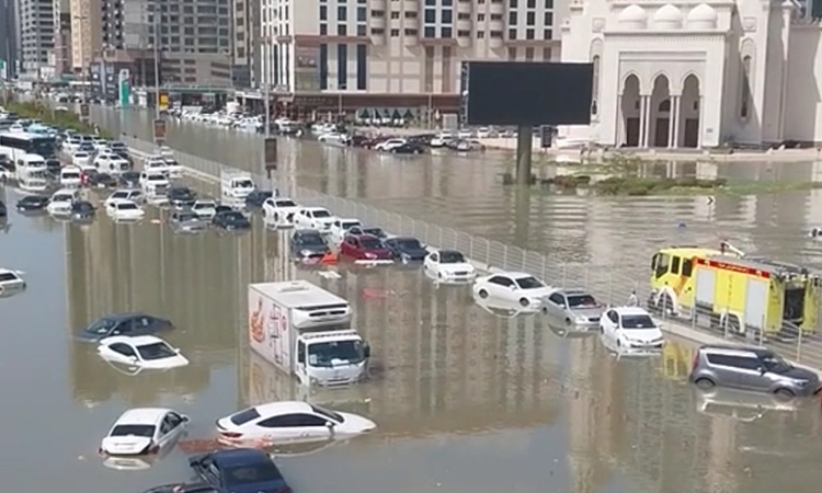 Two Asian Women Drown In A Flooded Automobile In Sharjah. - The 